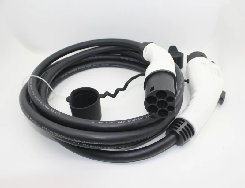 Delta Charge Delta Type 1 - Type 2 (16A Single Phase) EV Charging Cable 3 Delta Charge Delta Type 1 - Type 2 (16A Single Phase) EV Charging Cable