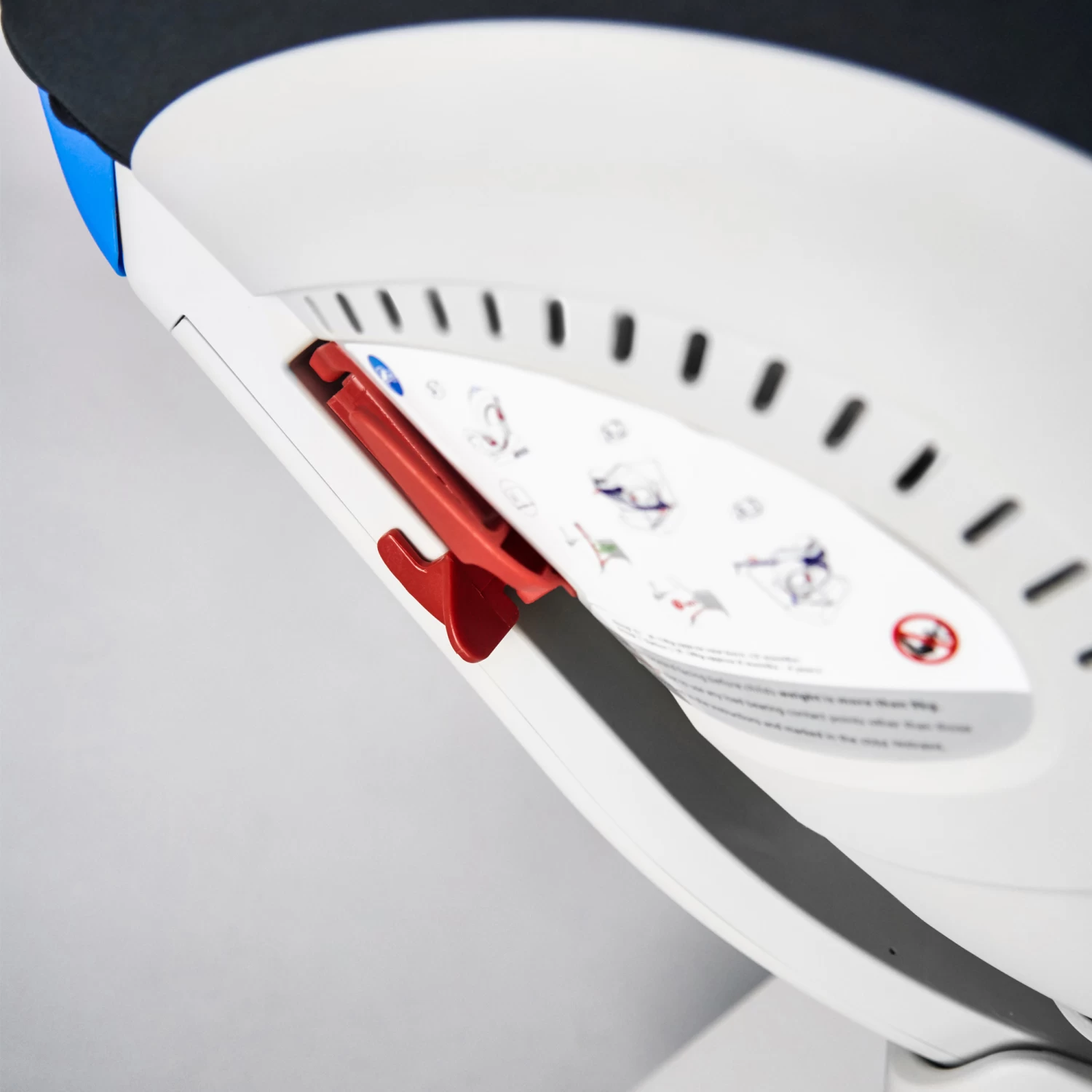 Cozy N Safe Car Seats Cozy N Safe Arthur Car Seat Group 0+/1/2/3 Car Seat - Red 6 Cozy N Safe Car Seats Cozy N Safe Arthur Car Seat Group 0+/1/2/3 Car Seat - Red - Image 4